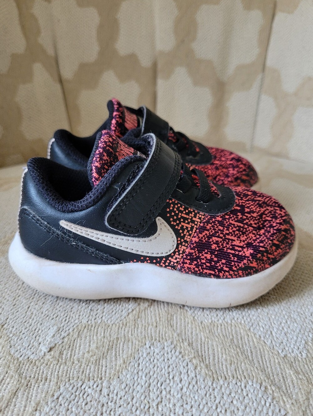 NIKE FLEX CONTACT SNEAKERS PINK BLACK TODDLER LITTLE KIDS SIZE 6
